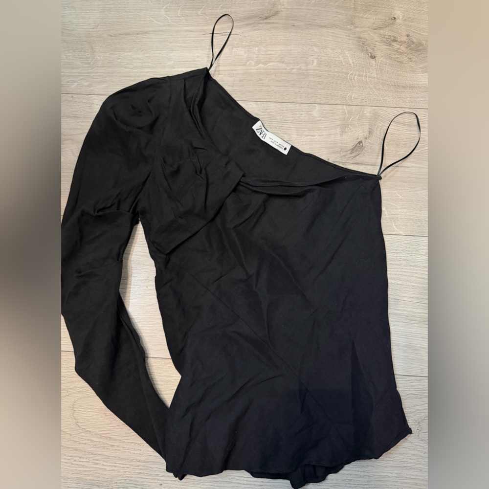 Zara Black One Shoulder Asymmetrical Blouse